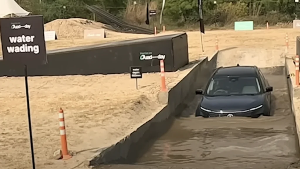 Tata Harrier crossing water barrier