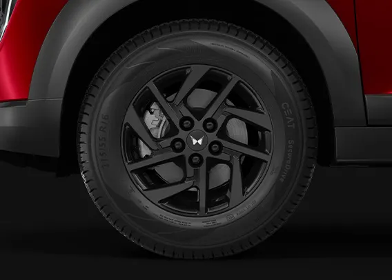 XUV 3XO REVX